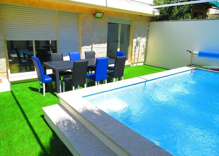 Nyaraló Portohouse *